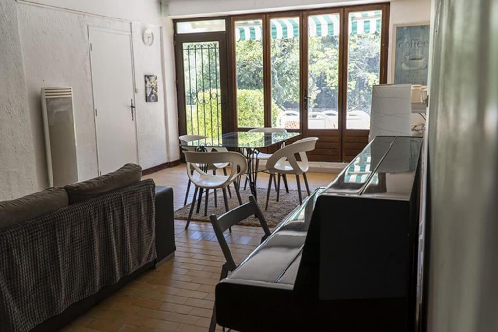 Charmant Rez De Villa Climatise Renove, 90M2 Avec Parking Cassis Exterior photo